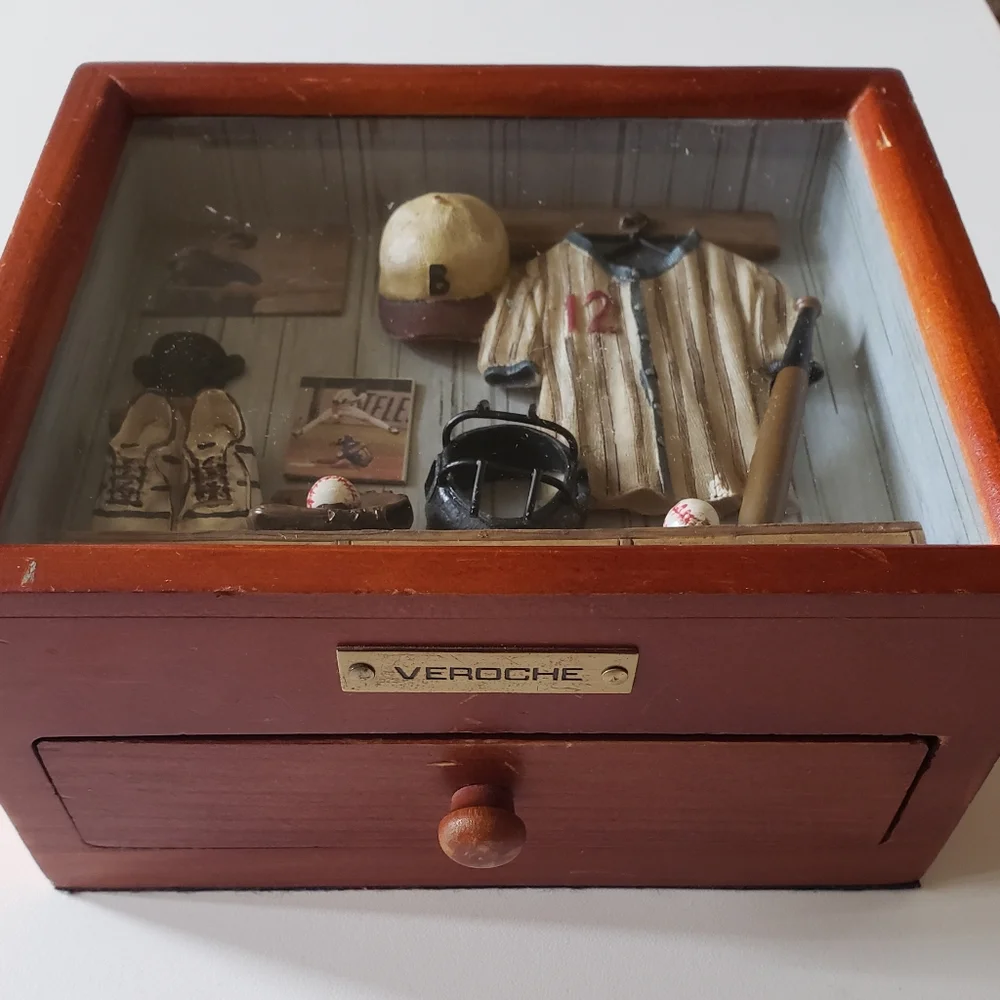 VEROCHE Baseball Collectible Storage Box